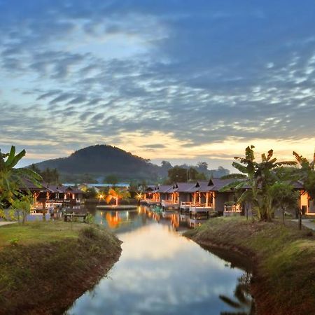The Villa Laemhin Lagoon Resort Phuket Kültér fotó