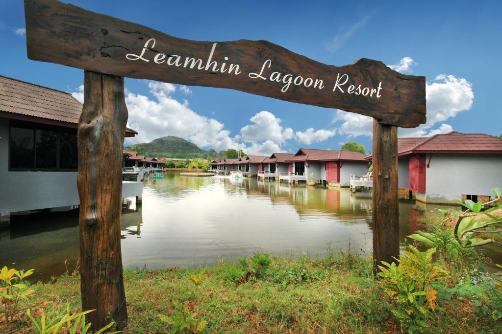 The Villa Laemhin Lagoon Resort Phuket Kültér fotó