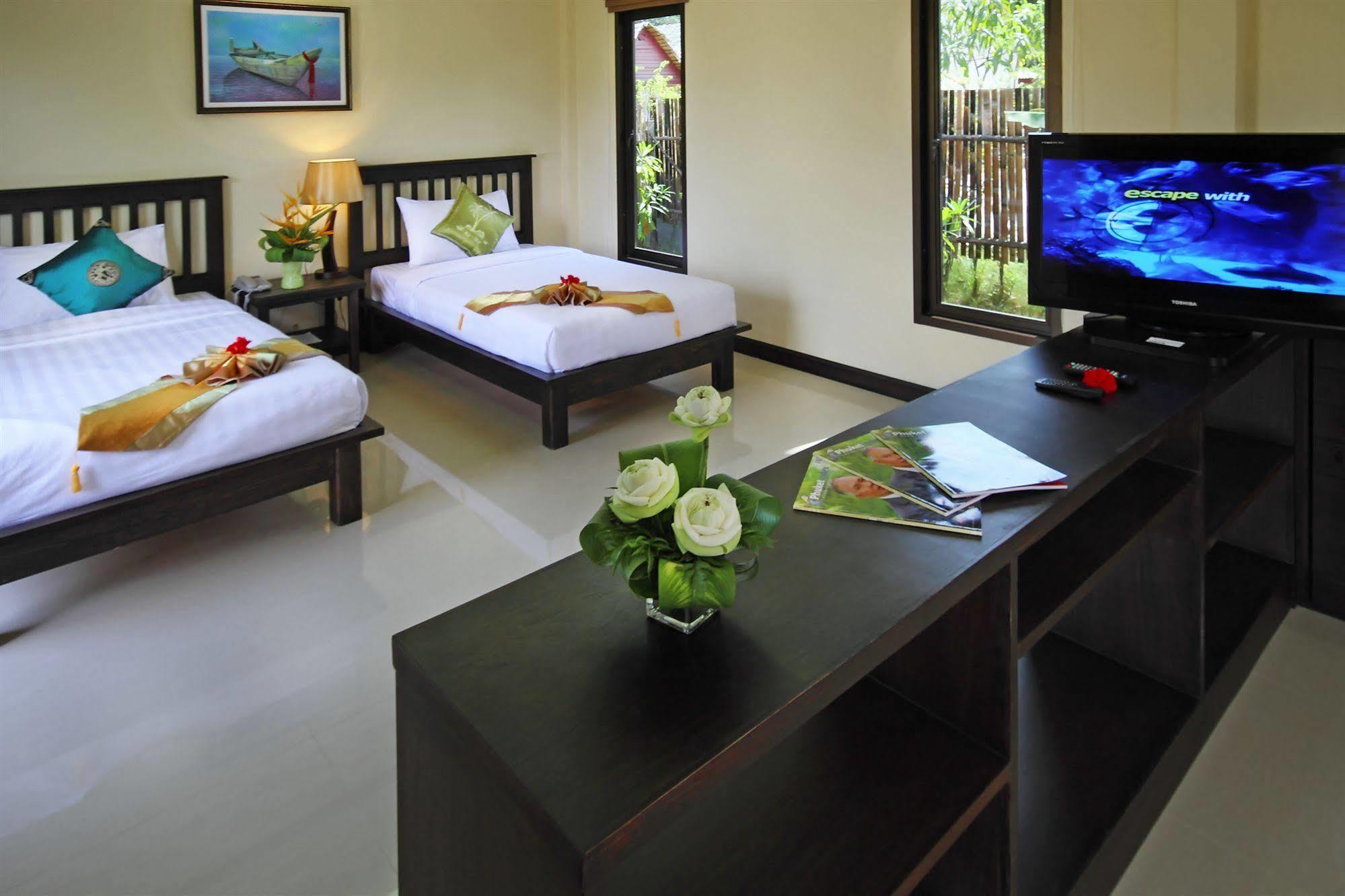 The Villa Laemhin Lagoon Resort Phuket Kültér fotó